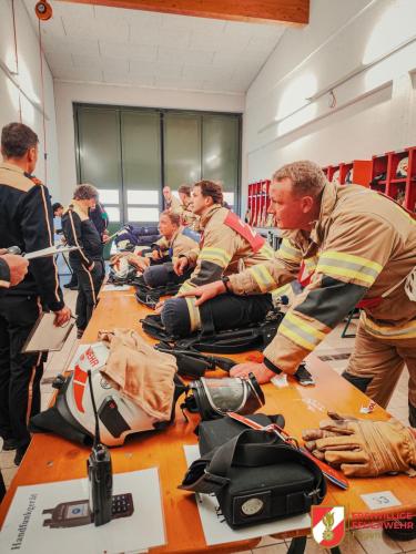 FF-Fuegen- -ASLA25-16