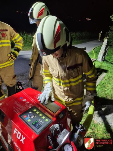 FF-Fuegen- -Ansauguebung-05