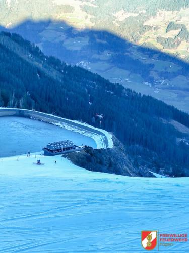 FF-Fuegen- -Brand-Spieljoch-25