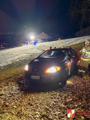 FF-Fuegen- -Fahrzeugbergung-01