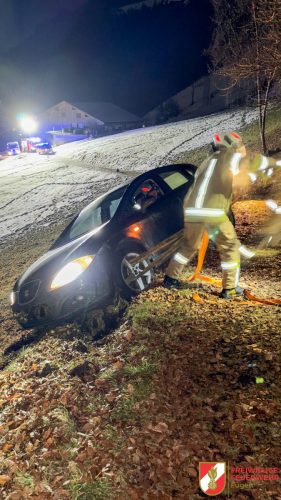 FF-Fuegen- -Fahrzeugbergung-02