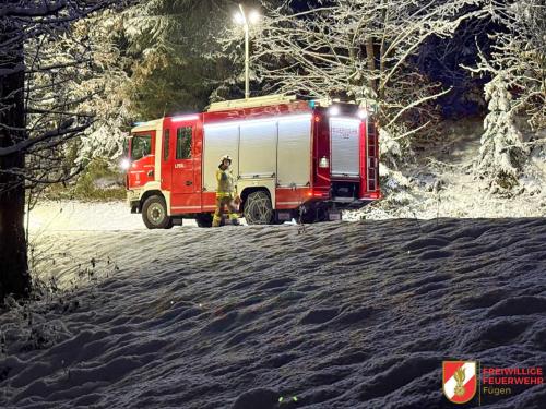 FF-Fuegen- -Fahrzeugbergung-2