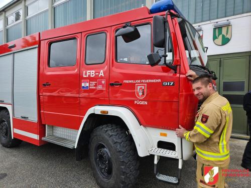 FF-Fuegen- -Uebergabe-LFB-06