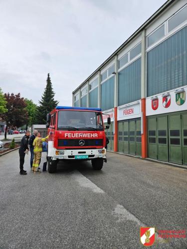 FF-Fuegen- -Uebergabe-LFB-17