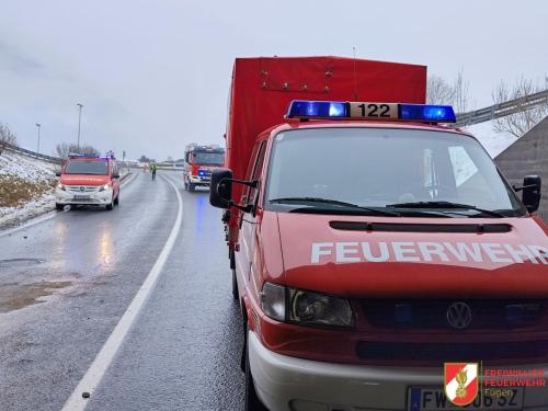 FF-Fuegen- -Unfall-Unterfuehrung-3
