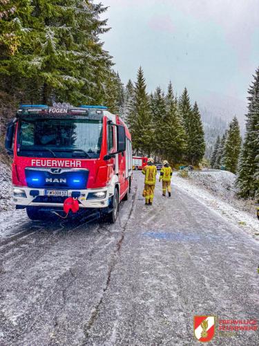 FF-Fuegen- -VU-Hochfuegenerstrasse-1