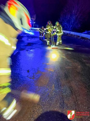 FF-Fuegen- -VU-Sonderbichl-2