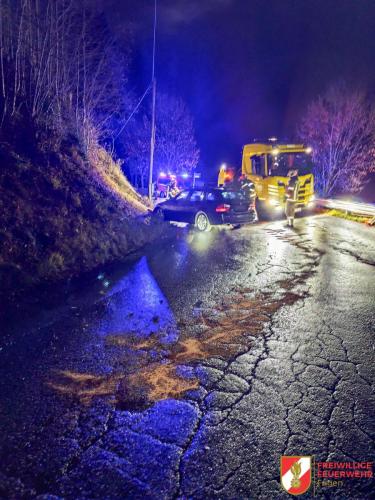 FF-Fuegen- -VU-Sonderbichl-3