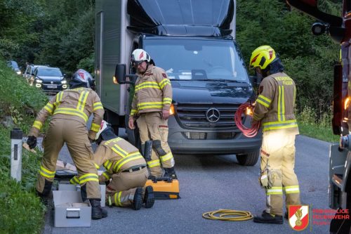 FFW-Fuegen-Bergung-klein-LKW