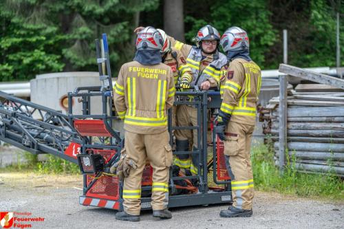 Monatsuebung-Juni-4694-Verbessert-RR-Bearbeitet